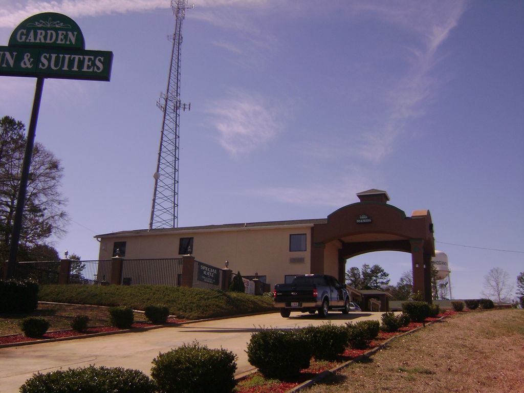 Garden Inn&Suites Hogansville Exterior foto